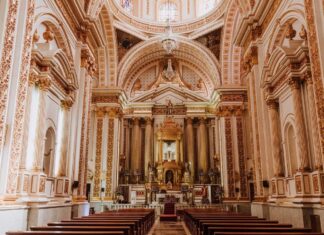 El Santuario del Señor de Chalma es el segundo sitio de turismo religioso más visitado en México