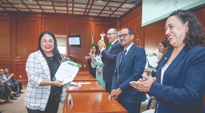 Basifica UAEMex a trabajadores administrativos