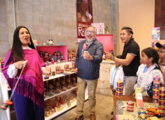 Gobierno del Estado de México inaugura juguetería artesanal mexiquense