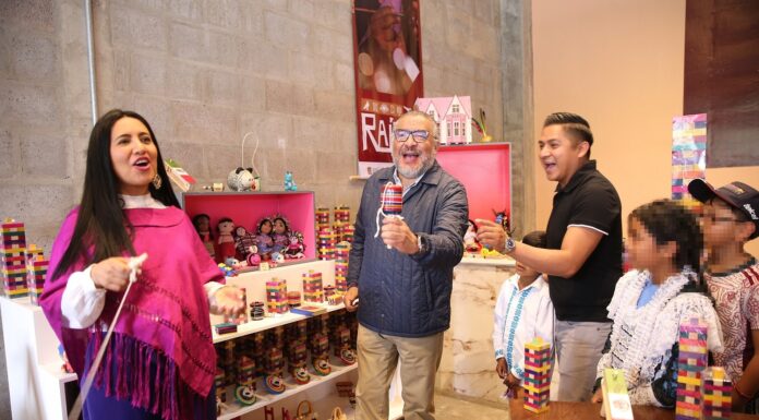 Gobierno del Estado de México inaugura juguetería artesanal mexiquense