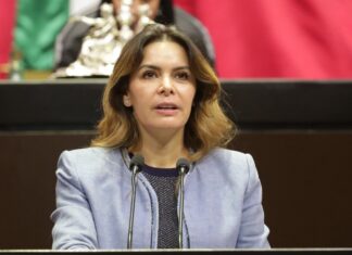 “Traidora… nos rompimos la m@dre en tu nombre”, la respuesta de Laura Barrera a Alejandra Del Moral, tras su renuncia al PRI