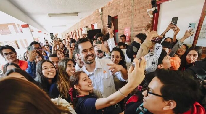 Propone Máynez modelo de pensiones con “distribución equitativa”