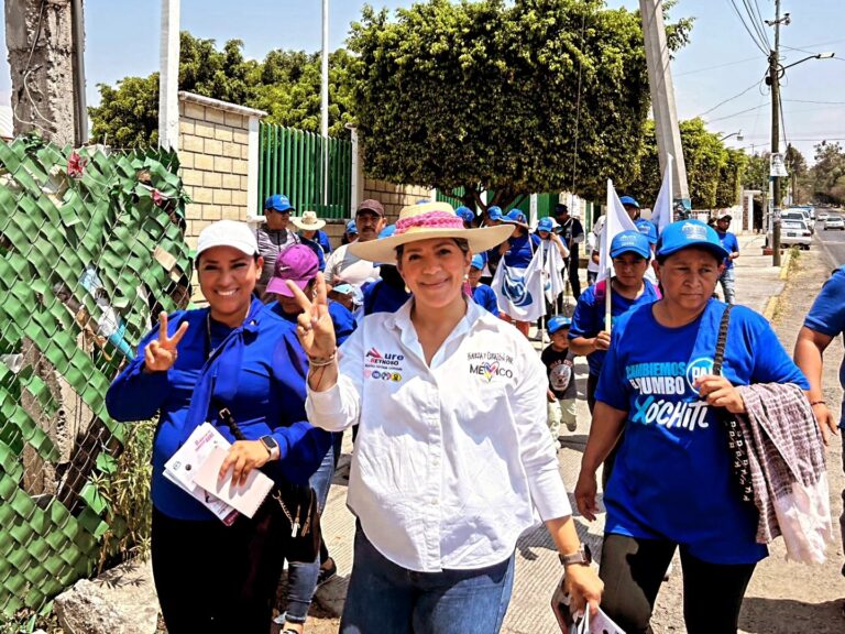 Aure Reynoso emprende campaña de “toque de puertas” en Zumpahuacán