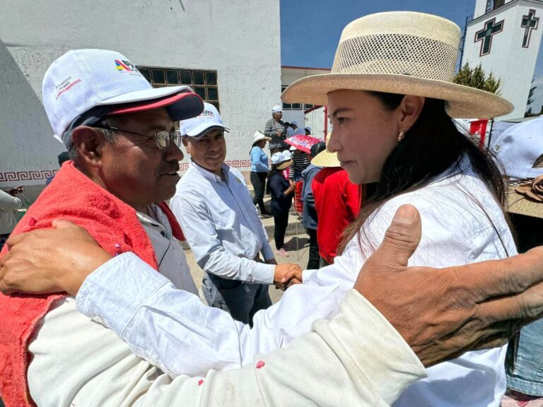 Experiencia y amor al pueblo ofrece Lety Mejía