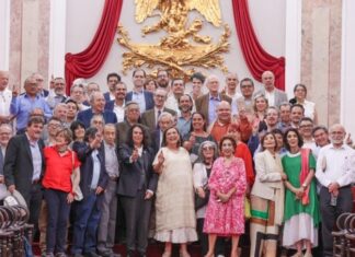 Desfachatez de intelectuales; sólo reviven al PRI y al PAN