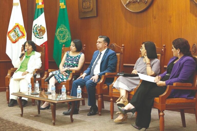 Preparada la Sociedad Actual para ser dirigida por mujeres: UAEMex