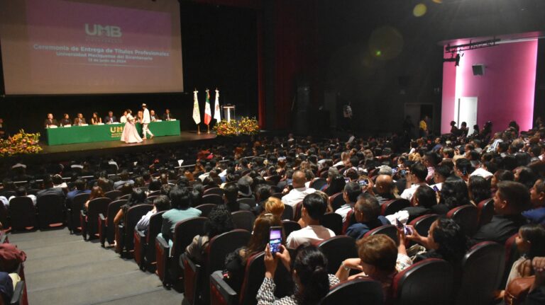 La UMB aporta 2 mil nuevos profesionales cada año