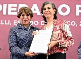 Gobernadora Delfina Gómez entrega 2 mil 700 títulos de propiedad a familias del Estado de México; subsidia costos de 56 mil a 986 pesos
