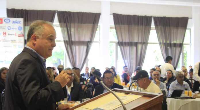 Piden industriales a gobiernos salientes no heredar deudas ni laudos laborales