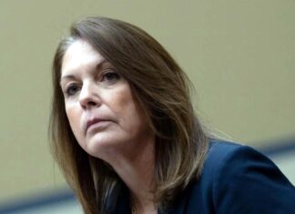 Renuncia directora de Servicio Secreto tras atentado a Trump