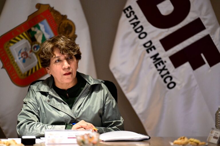 Encabeza Gobernadora Delfina Gómez Álvarez la 99ª Sesión Extraordinaria de la Junta de Gobierno del DIFEM