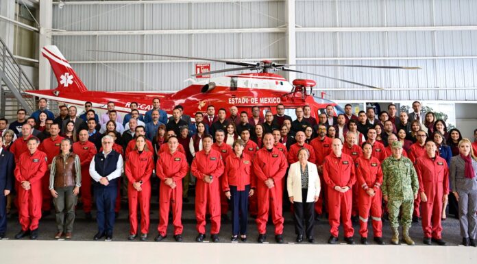 Reconoce Gobernadora Delfina Gómez Álvarez compromiso y valentía de la Unidad de Rescate Aéreo “Relámpagos” en su 30 Aniversario