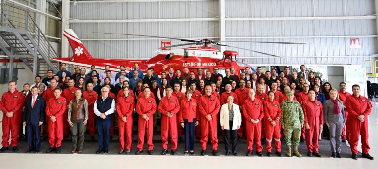 Reconoce Gobernadora Delfina Gómez Álvarez compromiso y valentía de la Unidad de Rescate Aéreo “Relámpagos” en su 30 Aniversario