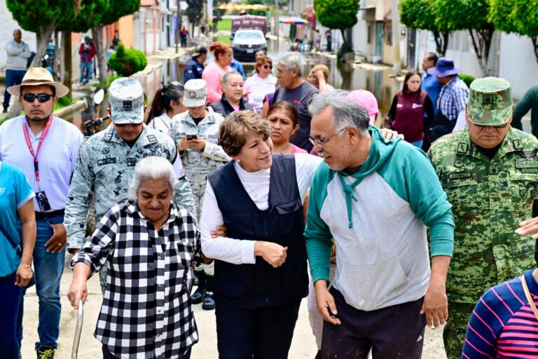 Gobernadora Delfina Gómez supervisa obras del Colector en Chalco; se mantiene en la primera línea de atención a vecinos afectados