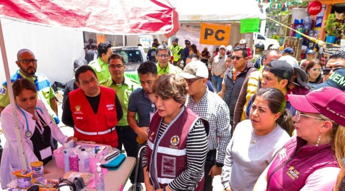 Envía Gobernadora Delfina Gómez Álvarez personal médico, enfermeras y ambulancias a la zona afectada por el desgajamiento de un cerro en Jilotzingo