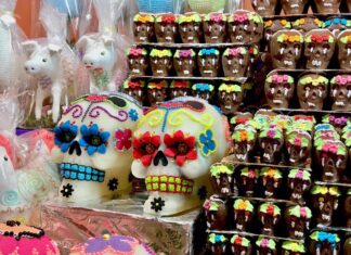 Convocan a artesanos para concurso del dulce de alfeñique por Día de Muertos