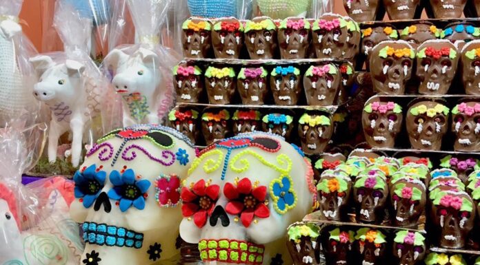 Convocan a artesanos para concurso del dulce de alfeñique por Día de Muertos