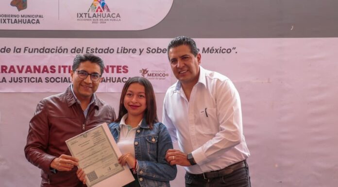 Se dan el sí parejas en boda comunitaria en Ixtlahuaca