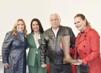 Presumen Atenquenses calzado de primera en día mundial de turismo