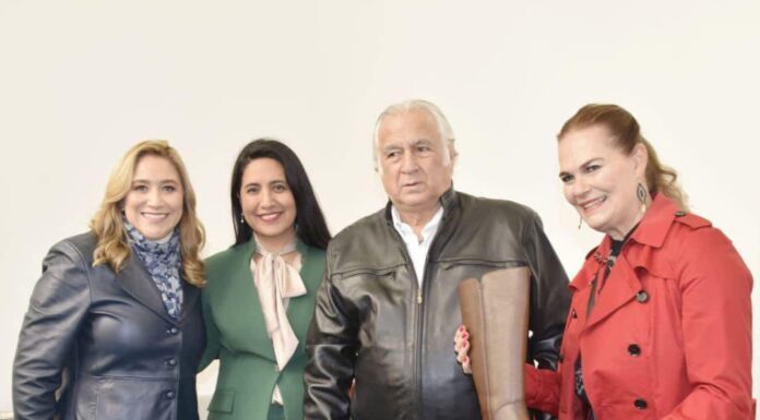 Presumen Atenquenses calzado de primera en día mundial de turismo