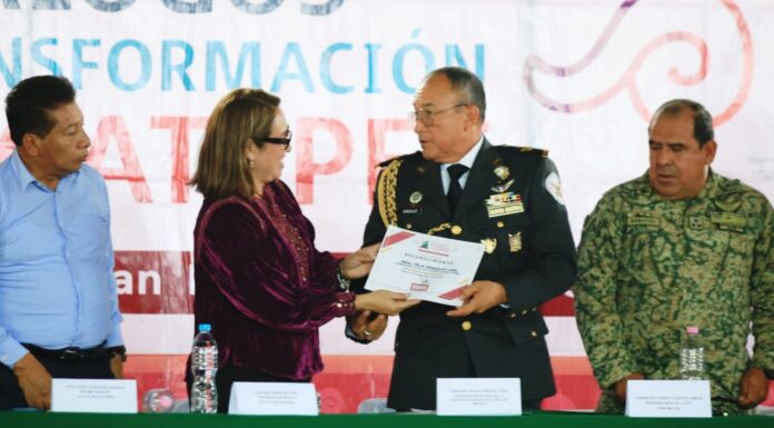 Dignificar a policías pero sin tolerar corrupción: Azucena Cisneros