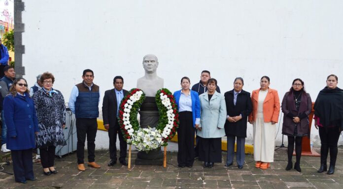 Cantan las mañanitas al municipio de Morelos por aniversario de su erección