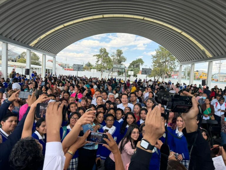 La Presidenta Claudia Sheinbaum y la Gobernadora Delfina Gómez llevan la Beca de Educación “Rita Cetina” al oriente del Estado de México