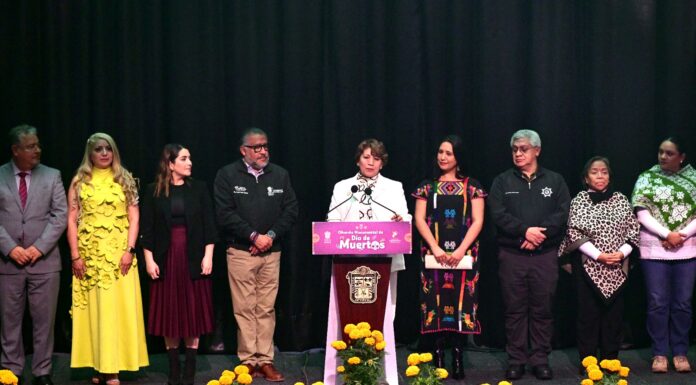 Invita Gobernadora Delfina Gómez Álvarez a visitar la Ofrenda Monumental de Día de Muertos en Palacio de Gobierno