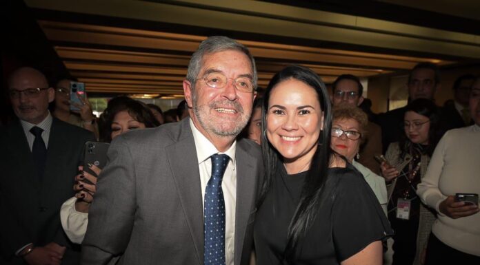 Llega Alejandra del Moral a la Cancillería