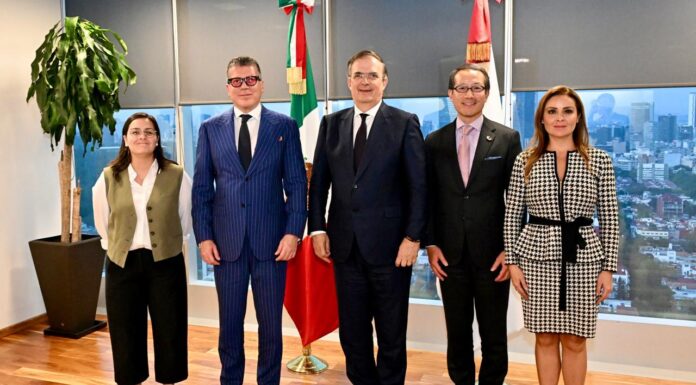 Toyota de México informa a la Secretaría de Economía sobre inversión de 1,450 millones de dólares