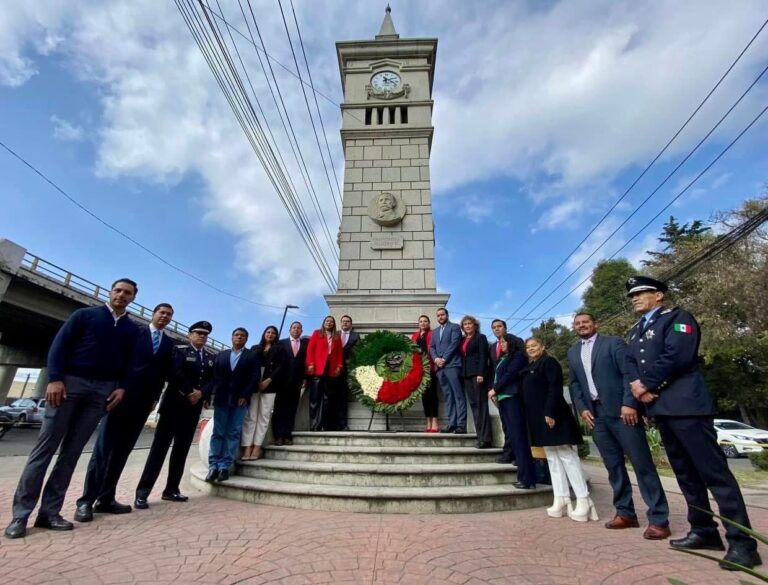 ENCABEZA ALCALDE DE LERMA CEREMONIA DE ANIVERSARIO DEL INICIO DE LA REVOLUCIÓN