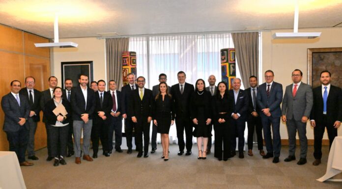 SE REÚNE EL SECRETARIO DE ECONOMÍA CON LA ASOCIACIÓN MEXICANA DE LA INDUSTRIA AUTOMOTRIZ