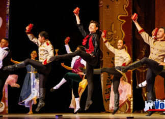 INTERPRETA COMPAÑÍA DE DANZA DEL EDOMÉX LA HISTORIA DE CLARA Y SU CASCANUECES MÁGICO