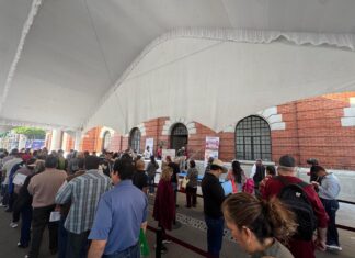 COPIOSA RESPUESTA DE VECINOS DE TLALNEPANTLA EN EL PAGO DE IMPUESTOS