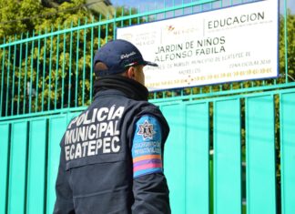 UNEN ESFUERZOS EN FAENA POR PEQUEÑINES DE ECATEPEC