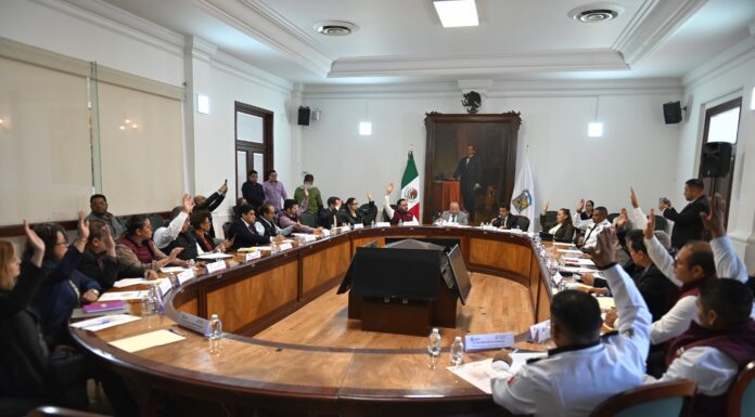 FUERA DE TLALNEPANTLA POLICÍAS CORRUPTOS