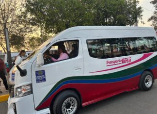 LANZA GOBERNADORA DELFINA GÓMEZ ÁLVAREZ TRANSPORTE ROSA CON 100 UNIDADES DE INDIOS VERDES A ACOLMAN