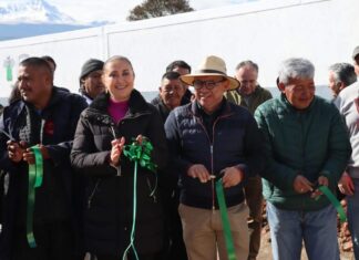 CUMPLE MANUEL VILCHIS COMPROMISO Y CONSTRUYE BARDA PERIMETRAL EN RASTRO