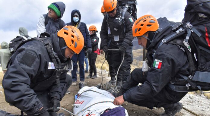 Elementos de la Policía de Alta Montaña y Agreste: héroes que auxilian a los visitantes del Volcán Xinantécatl