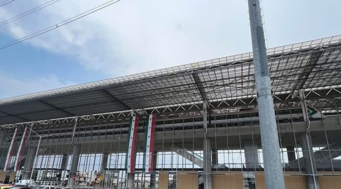 PIDEN USUARIOS DEL TREN INTERUBANO MÁS SEGURIDAD EN ESTACIONAMIENTOS