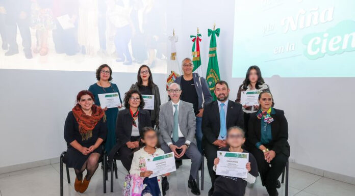 UAEMÉX RECONOCE LA LABOR CIENTÍFICA DE LAS MUJERES CON EXPOSICIÓN FOTOGRÁFICA
