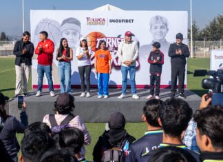 INAUGURA RICARDO MORENO, TORNEO DE BARRIOS