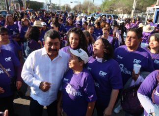 LA GRITO DE ¡NO ESTAS SOLA!, MUJERES TEXCOCANAS CAMINARON Y RECONOCIERON VALENTÍA DE CLAUDIA SHEINBAUM POR LA DEFENSA DE MÉXICO