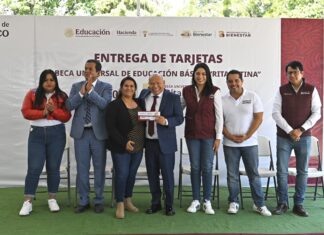 ENTREGA RACIEL PÉREZ CRUZ APOYOS DEL PROGRAMA FEDERAL BECAS ‘RITA CETINA’