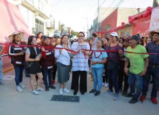 AZUCENA CISNEROS RECUPERA CALLES DE LA MANO DEL PUEBLO