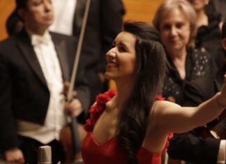 TOMA VLADIMIR SAGAYDO LA BATUTA DE LA ORQUESTA SINFÓNICA DEL ESTADO DE MÉXICO