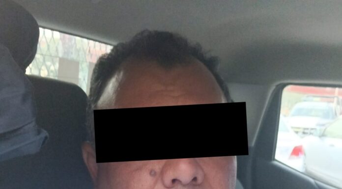 APREHENDE POLICÍA DE ECATEPEC A DOS SUJETOS CON 37 TARJETAS BANCARIAS