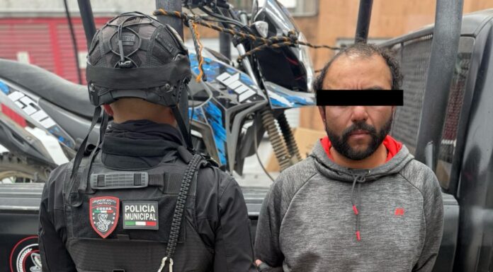 ASEGURA POLICÍA MUNICIPAL CUATRO VEHÍCULOS CON REPORTE DE ROBO Y DETIENE A CUATRO PERSONAS