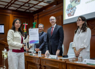 CENEVAL RECONOCE A COMUNIDAD UNIVERSITARIA DE LA UAEMÉX POR SU EXCELENCIA ACADÉMICA