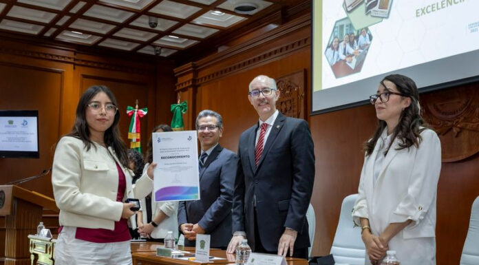 CENEVAL RECONOCE A COMUNIDAD UNIVERSITARIA DE LA UAEMÉX POR SU EXCELENCIA ACADÉMICA